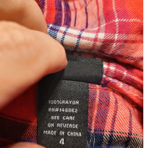 Torrid Plaid Button Front Shirt Women 4X Plus Long Sleeve Red Blue Rayon Casual - Picture 5 of 10